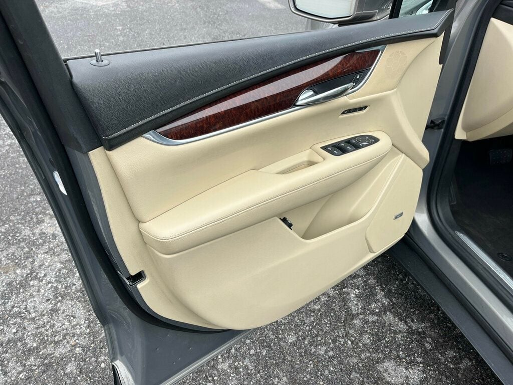 2017 Cadillac XT5 ALL WHEEL DRIVE LUXURY - 23002757 - 30