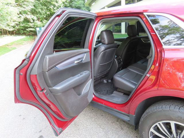 2017 Cadillac XT5 AWD 4dr Luxury - 23068410 - 30