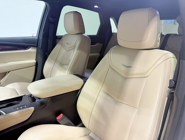 2017 Cadillac XT5 AWD 4dr Luxury - 22950857 - 29