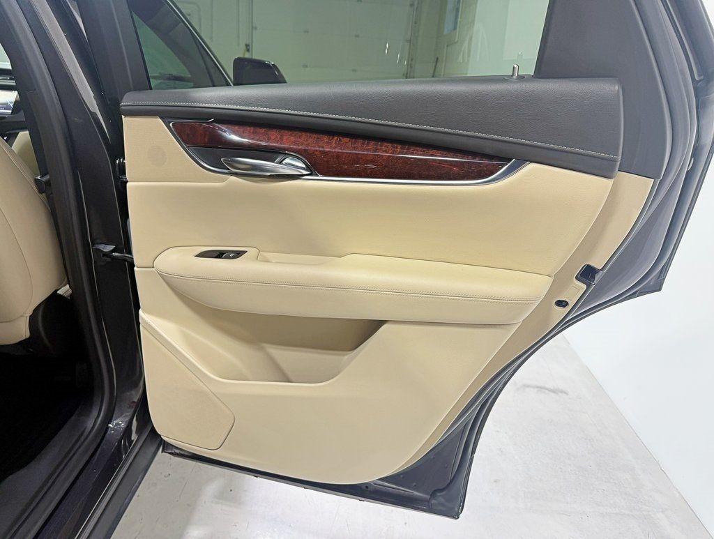 2017 Cadillac XT5 AWD 4dr Luxury - 22950857 - 41