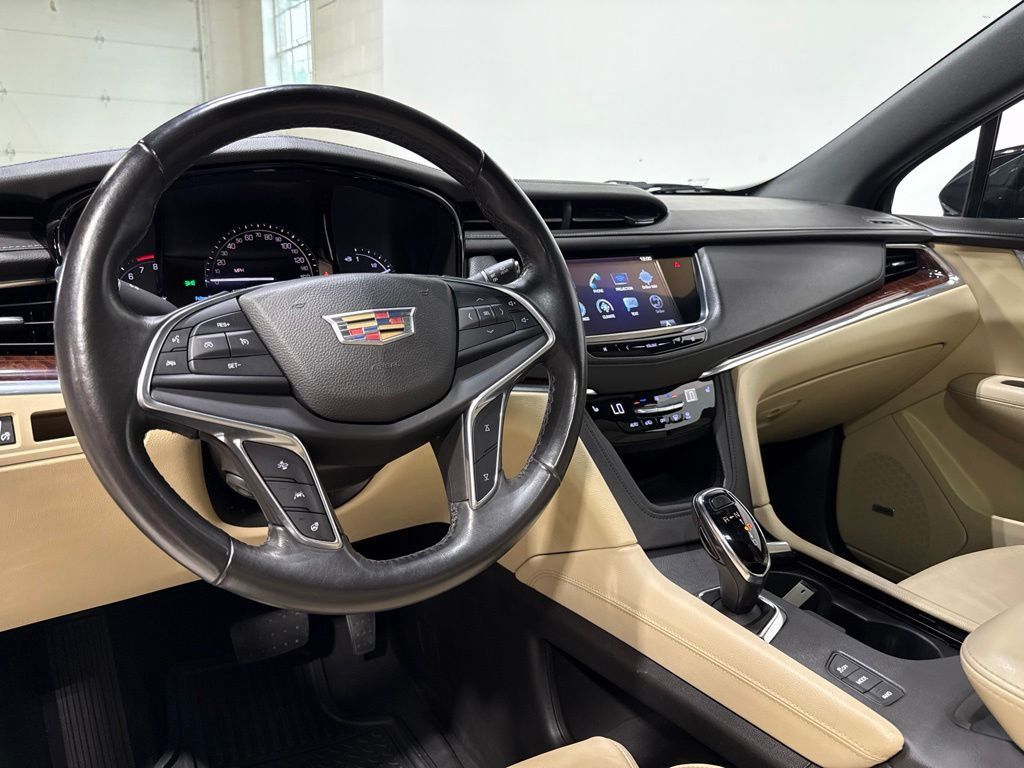 2017 Cadillac XT5 AWD 4dr Luxury - 23067193 - 9