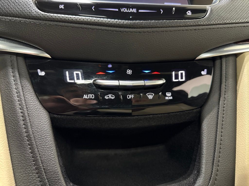 2017 Cadillac XT5 AWD 4dr Luxury - 23067193 - 18