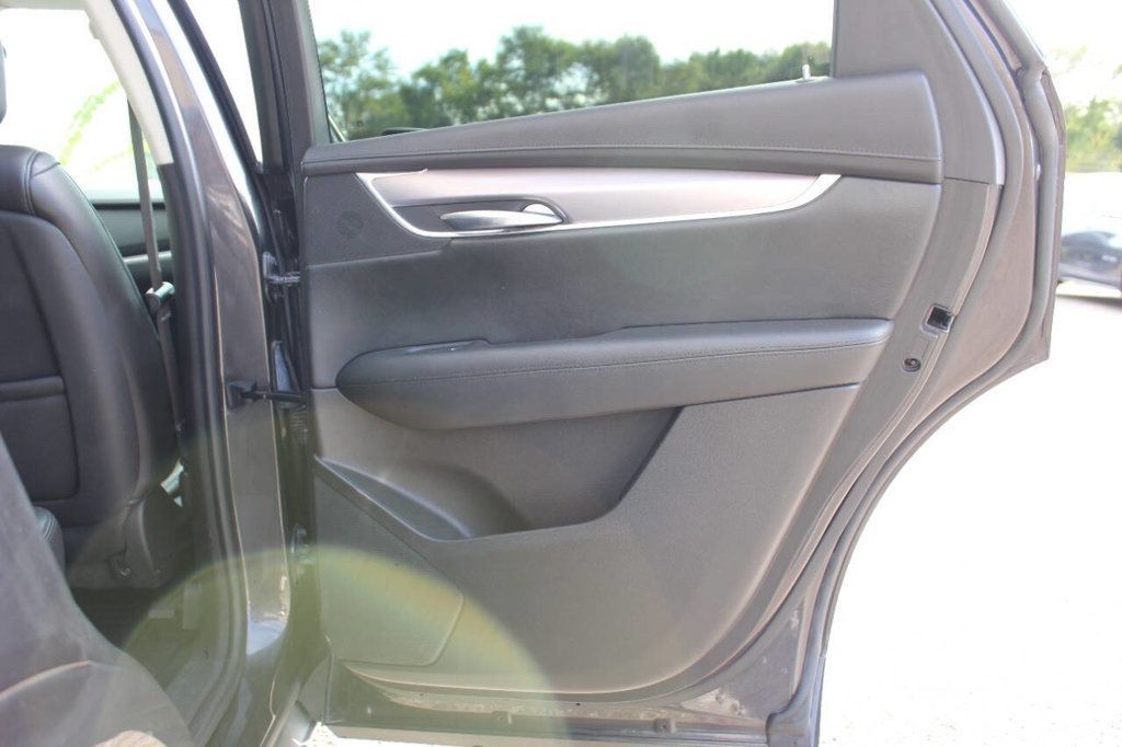 2017 Cadillac XT5 AWD 4dr Luxury - 22913938 - 14