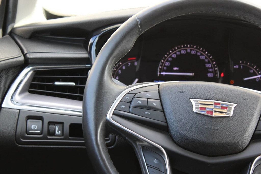 2017 Cadillac XT5 AWD 4dr Luxury - 22913938 - 23