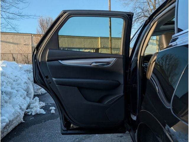 2017 Cadillac XT5 AWD 4dr Luxury - 22991116 - 9