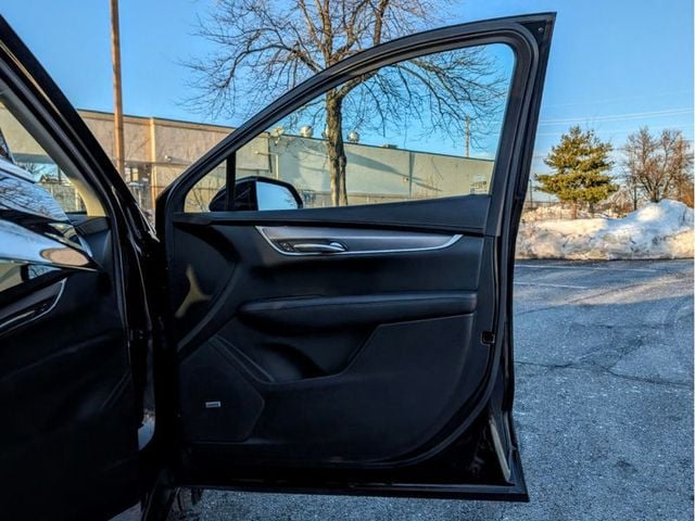 2017 Cadillac XT5 AWD 4dr Luxury - 22991116 - 11