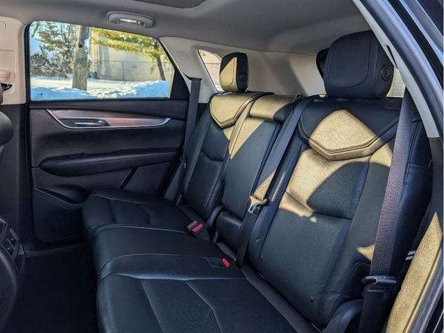 2017 Cadillac XT5 AWD 4dr Luxury - 22991116 - 12