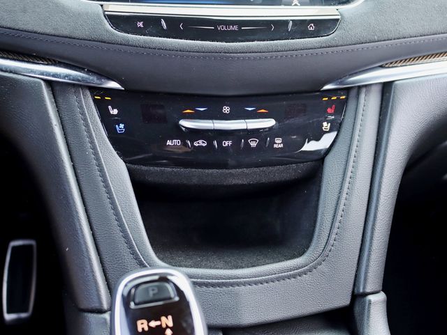 2017 Cadillac XT5 AWD 4dr Platinum - 22913071 - 19