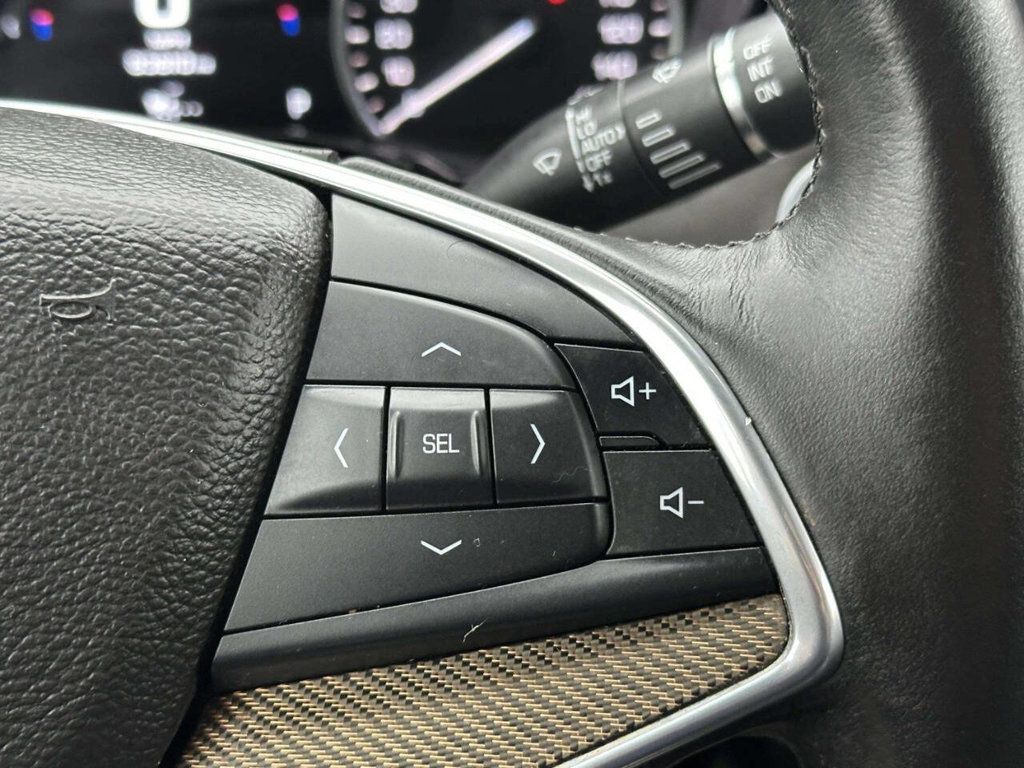 2017 Cadillac XT5 AWD 4dr Platinum - 22969619 - 16