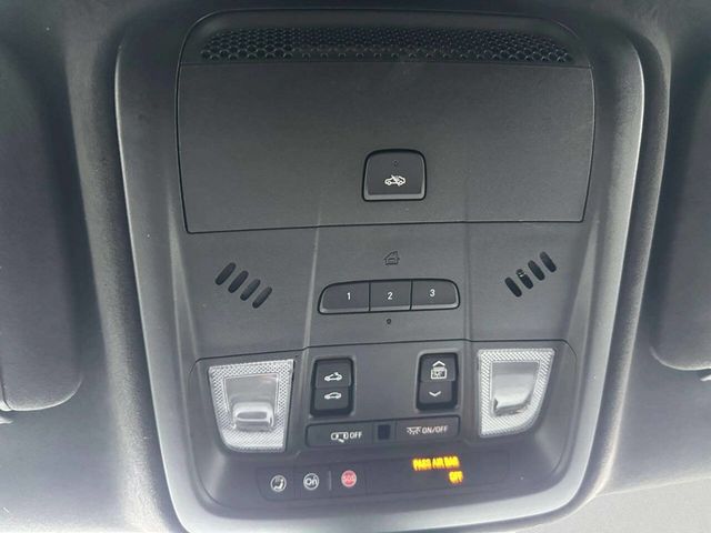 2017 Cadillac XT5 AWD 4dr Platinum - 22969619 - 25