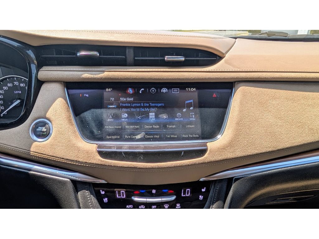 2017 Cadillac XT5 Platinum photo 19
