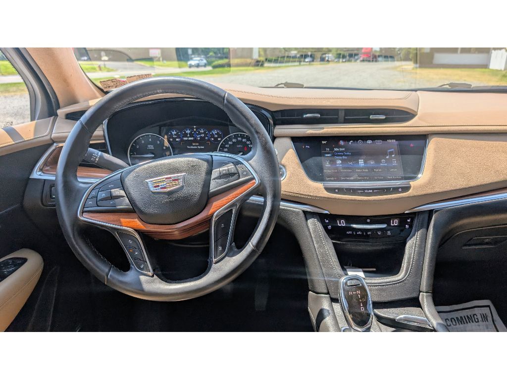 2017 Cadillac XT5 Platinum photo 23