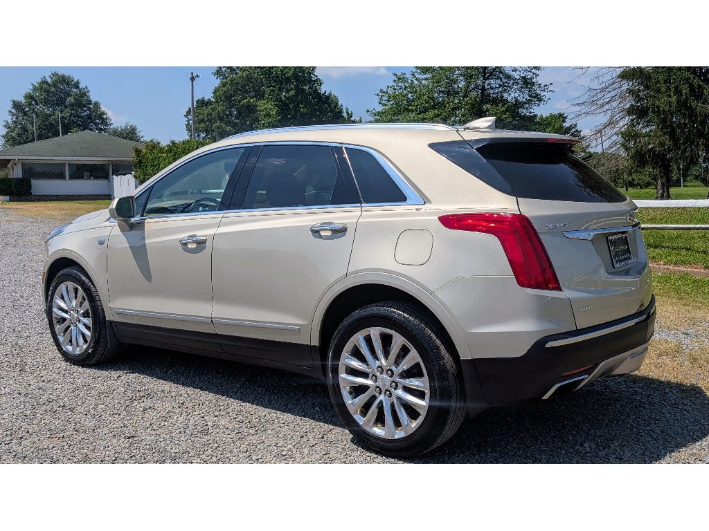 2017 Cadillac XT5 Platinum photo 5