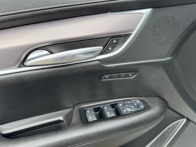 2017 Cadillac XT5 AWD 4dr Premium Luxury - 22982661 - 10