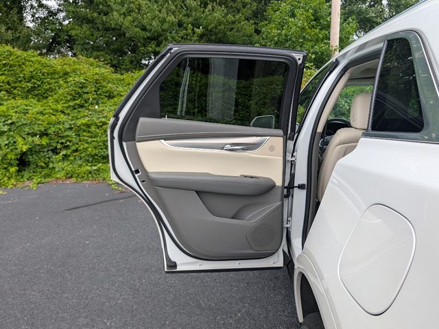 2017 Cadillac XT5 AWD 4dr Premium Luxury - 23054657 - 10