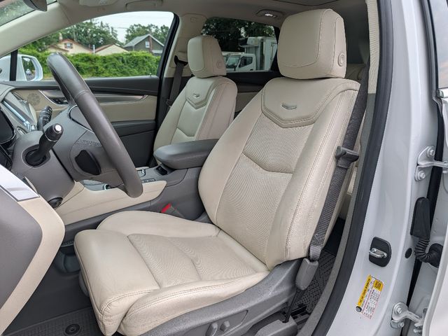 2017 Cadillac XT5 AWD 4dr Premium Luxury - 23054657 - 13