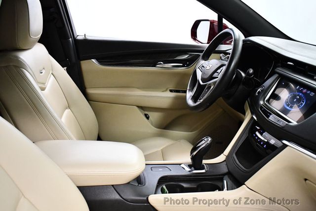 2017 Cadillac XT5 FWD 4dr - 22384419 - 16