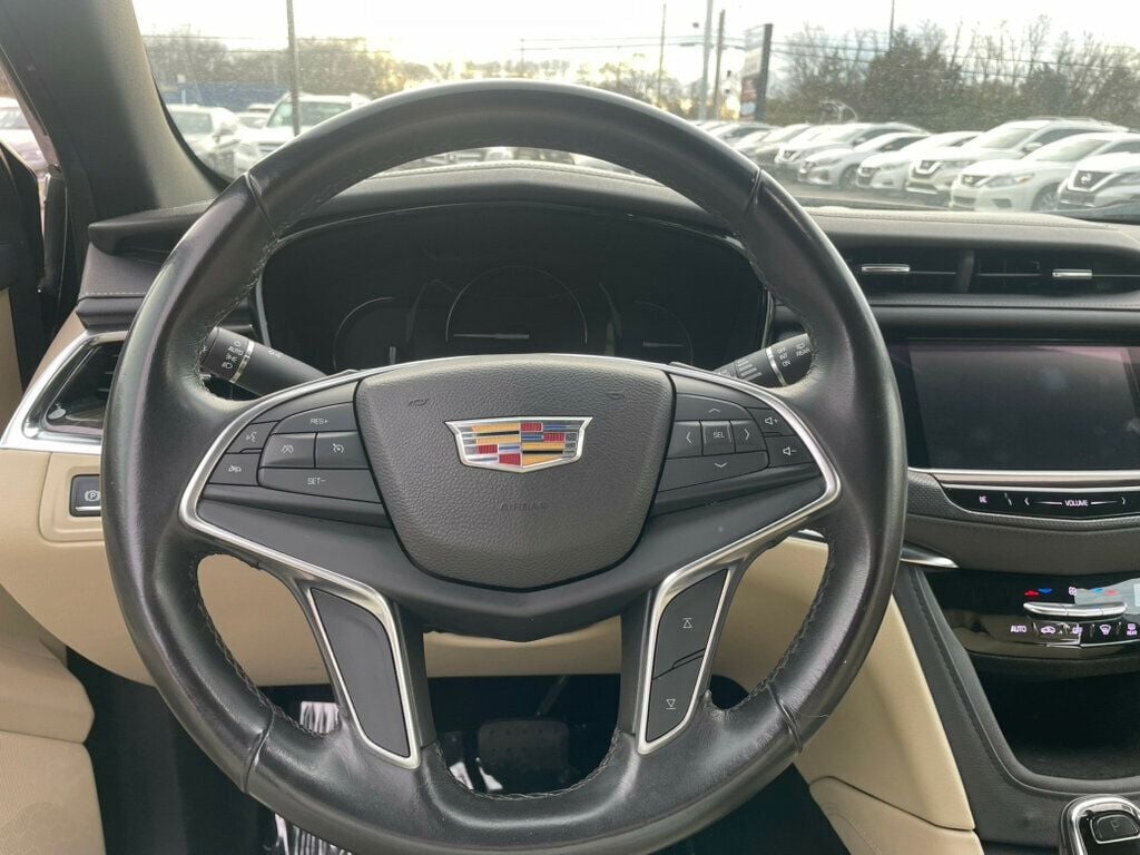 2017 Cadillac XT5 FWD 4dr - 22707461 - 16