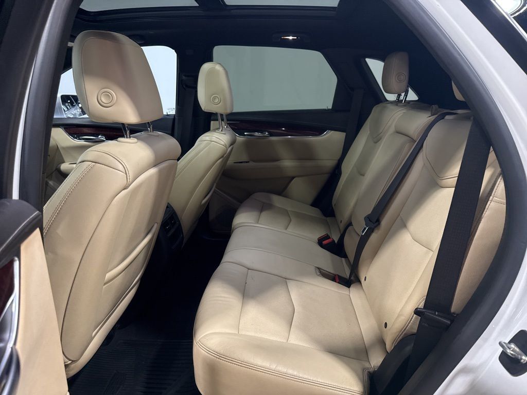 2017 Cadillac XT5 FWD 4dr Luxury - 22984533 - 33