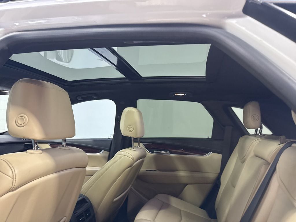 2017 Cadillac XT5 FWD 4dr Luxury - 22984533 - 36