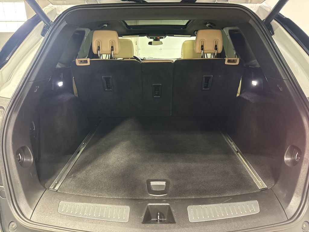 2017 Cadillac XT5 FWD 4dr Luxury - 22984533 - 38