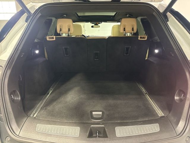 2017 Cadillac XT5 FWD 4dr Luxury - 22984533 - 38