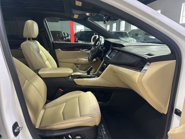 2017 Cadillac XT5 FWD 4dr Luxury - 22984533 - 44