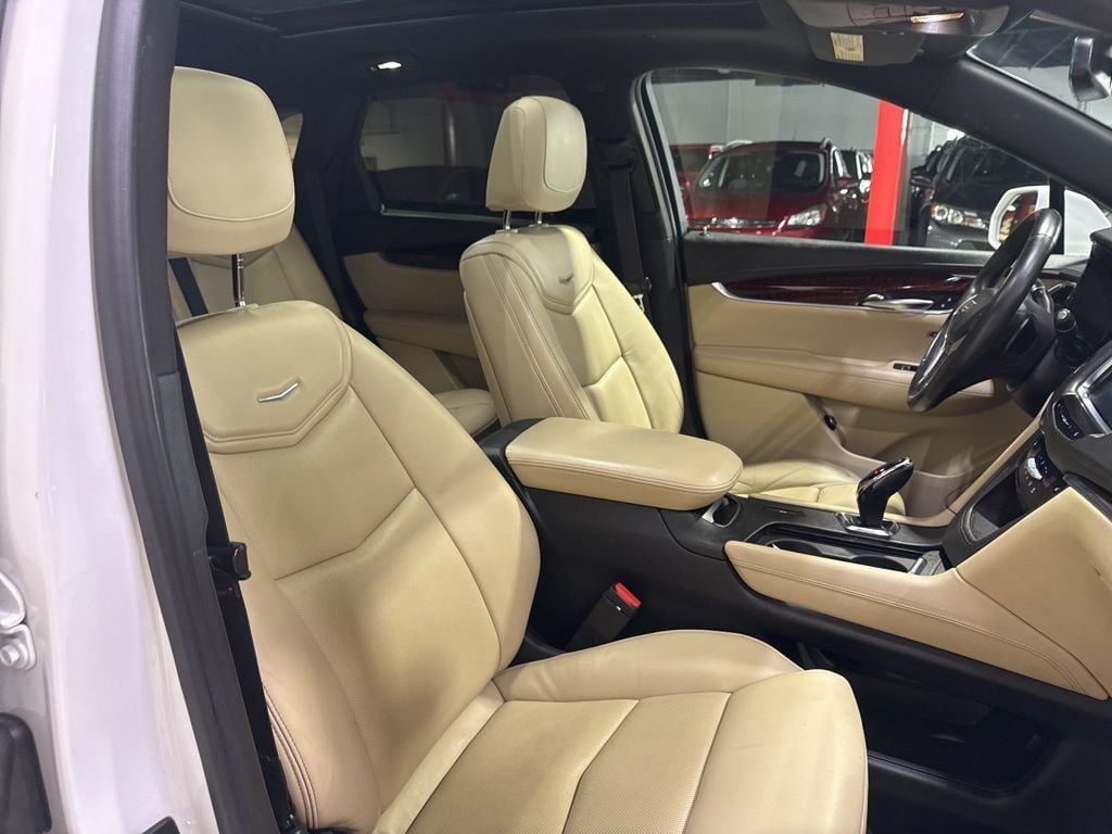 2017 Cadillac XT5 FWD 4dr Luxury - 22984533 - 46
