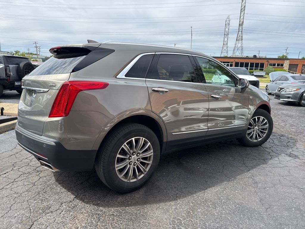 2017 Cadillac XT5 FWD 4dr Luxury - 23034946 - 5