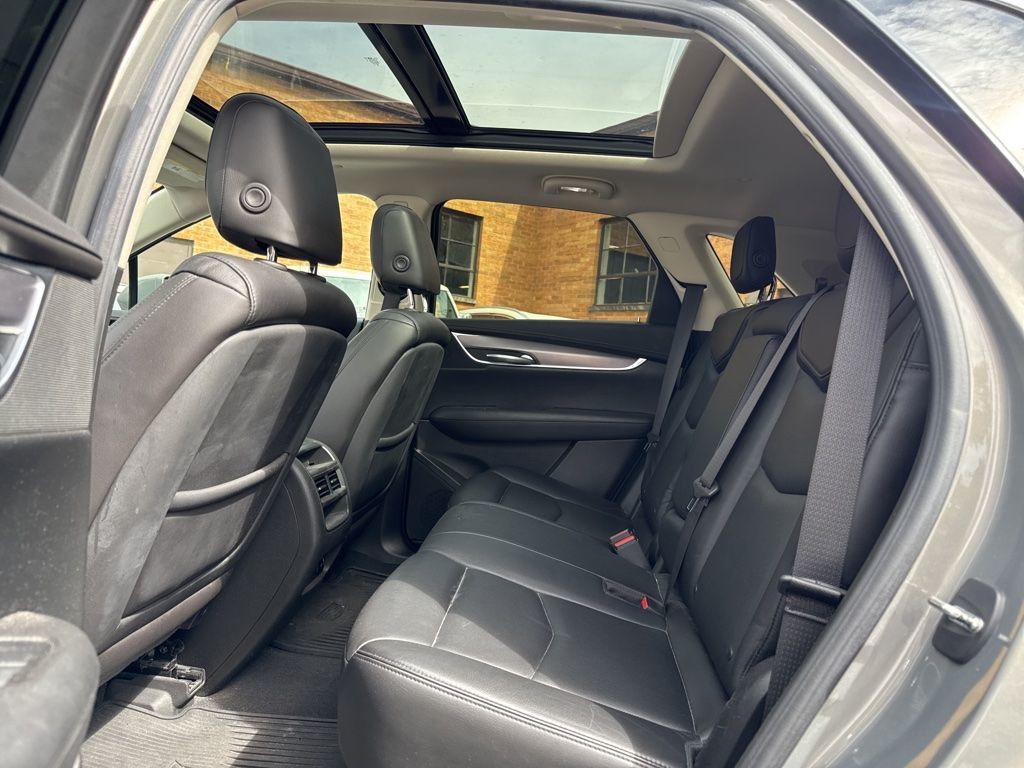 2017 Cadillac XT5 FWD 4dr Luxury - 23034946 - 7