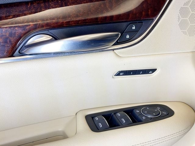 2017 Cadillac XT5 FWD 4dr Luxury - 22761820 - 18