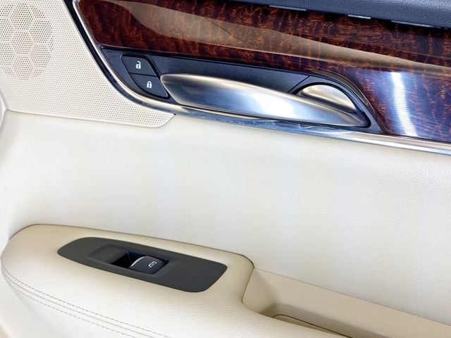 2017 Cadillac XT5 FWD 4dr Luxury - 22761820 - 48