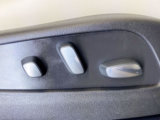 2017 Cadillac XT5 FWD 4dr Luxury - 22761820 - 50