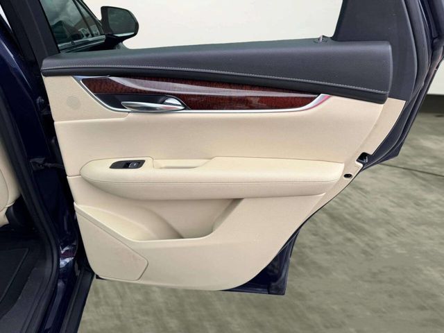 2017 Cadillac XT5 FWD 4dr Premium Luxury - 23040943 - 24