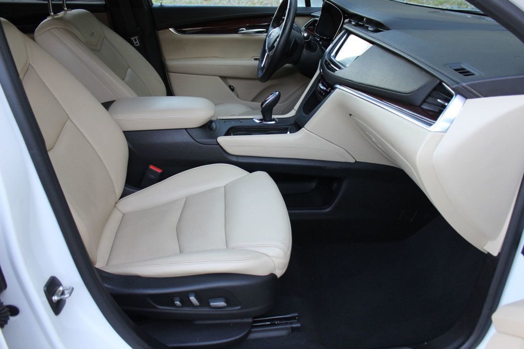 2017 Cadillac XT5 Very LOW Miles Loaded Htd Leather Pano Roof 615-300-6004 - 23009292 - 21