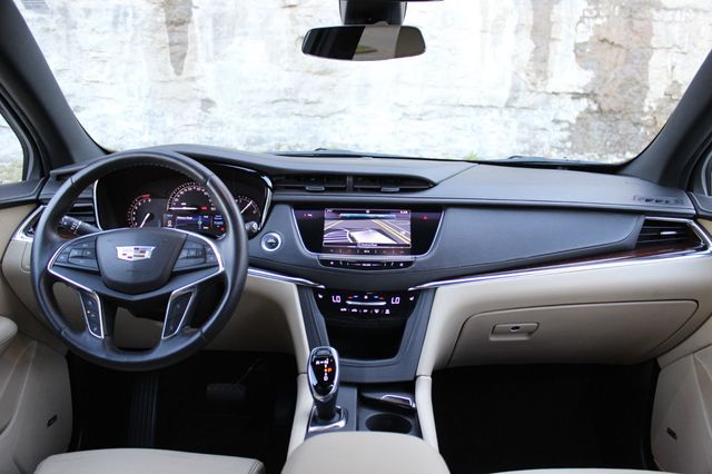 2017 Cadillac XT5 Very LOW Miles Loaded Htd Leather Pano Roof 615-300-6004 - 23009292 - 23