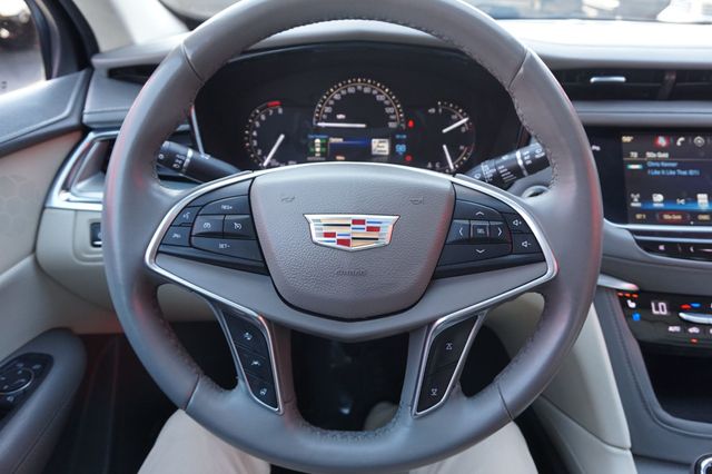 2017 Cadillac XT5 XT5 PREMIUM LUXURY, PREMIUM WHEELS, PANORAMA MOON ROOF, LEATHER - 22999693 - 24