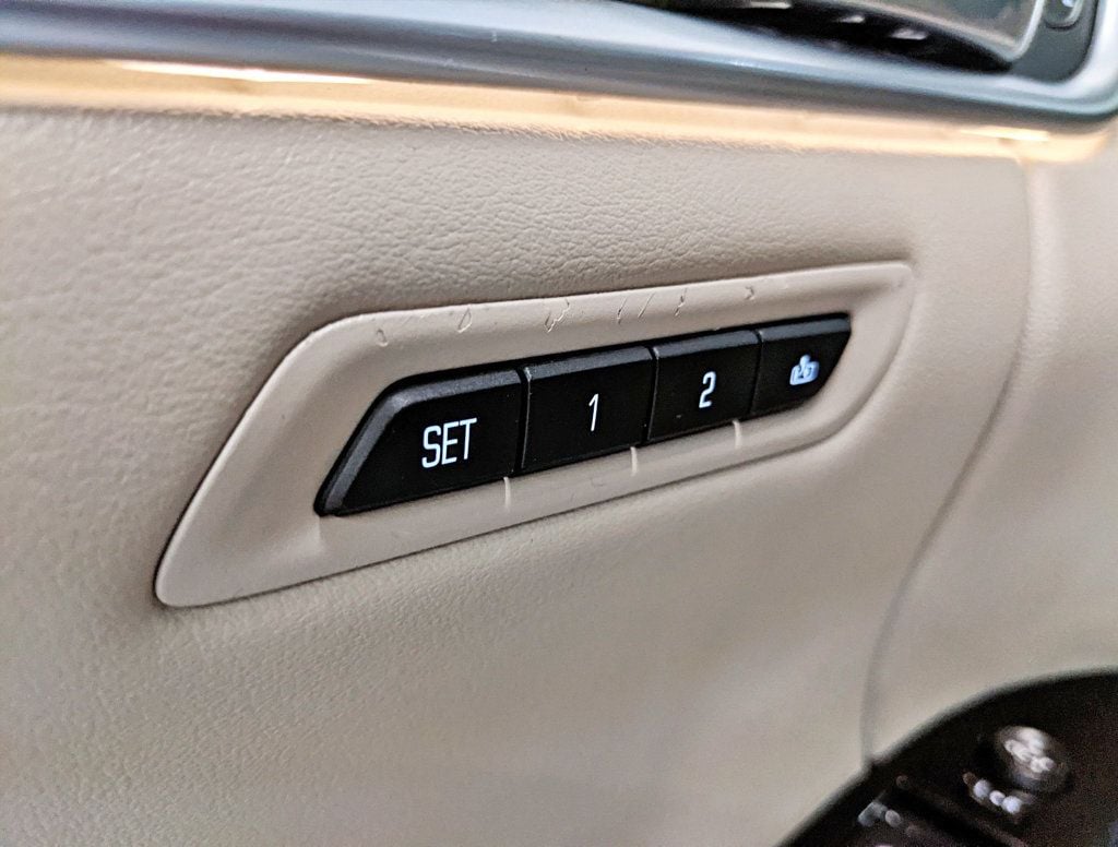 2017 Cadillac XTS 4dr Sedan Luxury AWD - 22375966 - 16