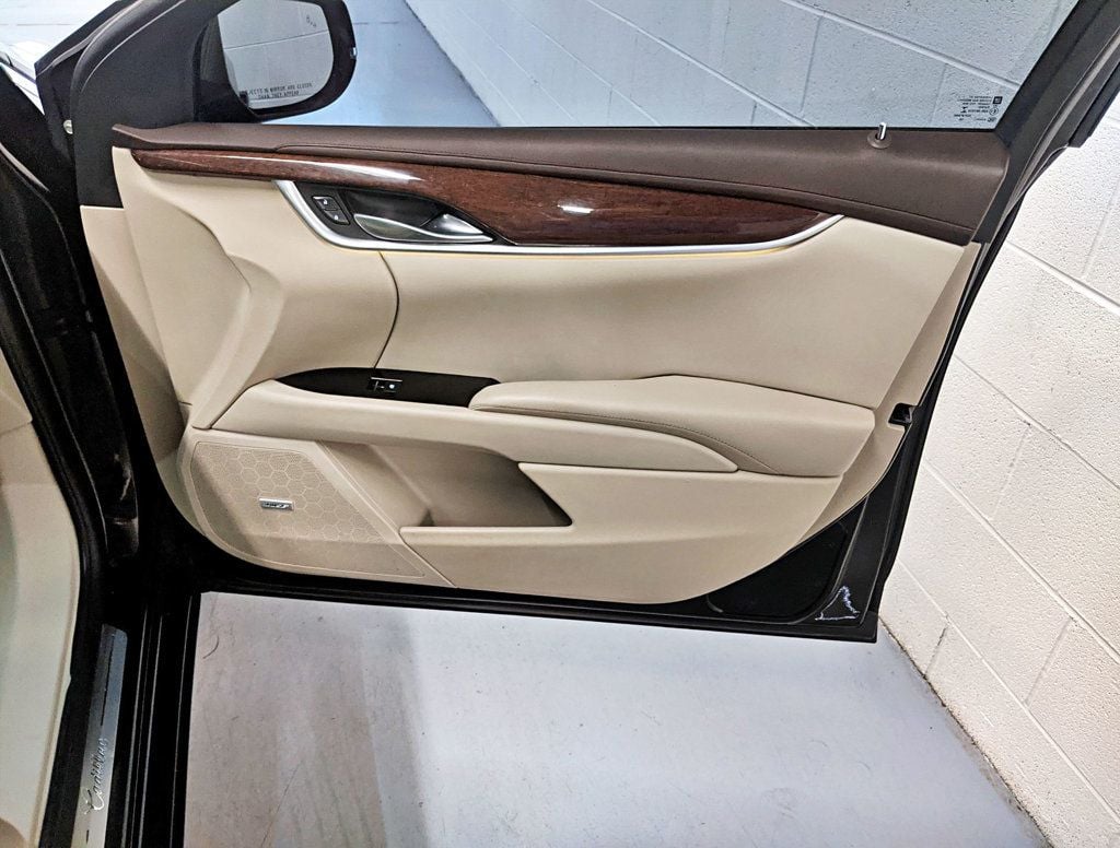 2017 Cadillac XTS 4dr Sedan Luxury AWD - 22375966 - 41