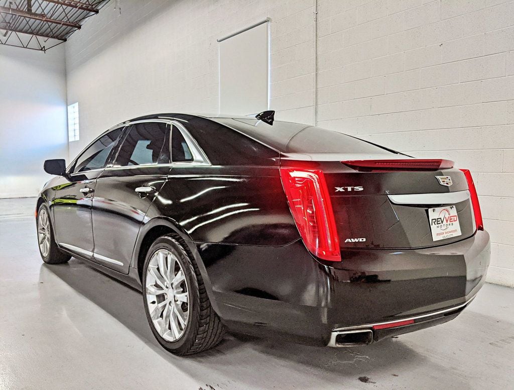 2017 Cadillac XTS 4dr Sedan Luxury AWD - 22375966 - 4