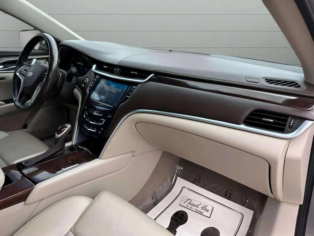 2017 Cadillac XTS 4dr Sedan Luxury AWD - 22936433 - 14