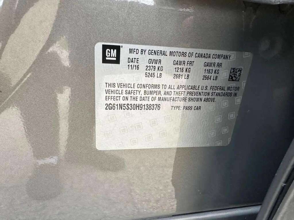 2017 Cadillac XTS 4dr Sedan Luxury AWD - 22936433 - 32