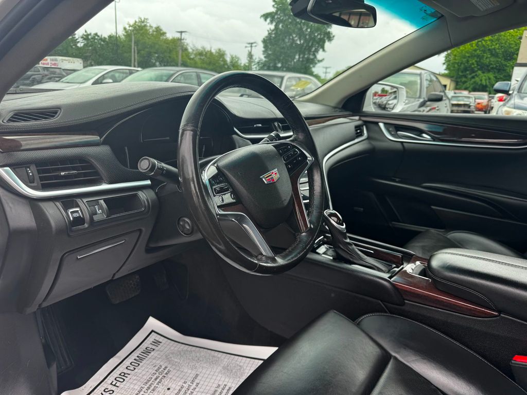 2017 Cadillac XTS 4dr Sedan Luxury AWD - 23037542 - 9