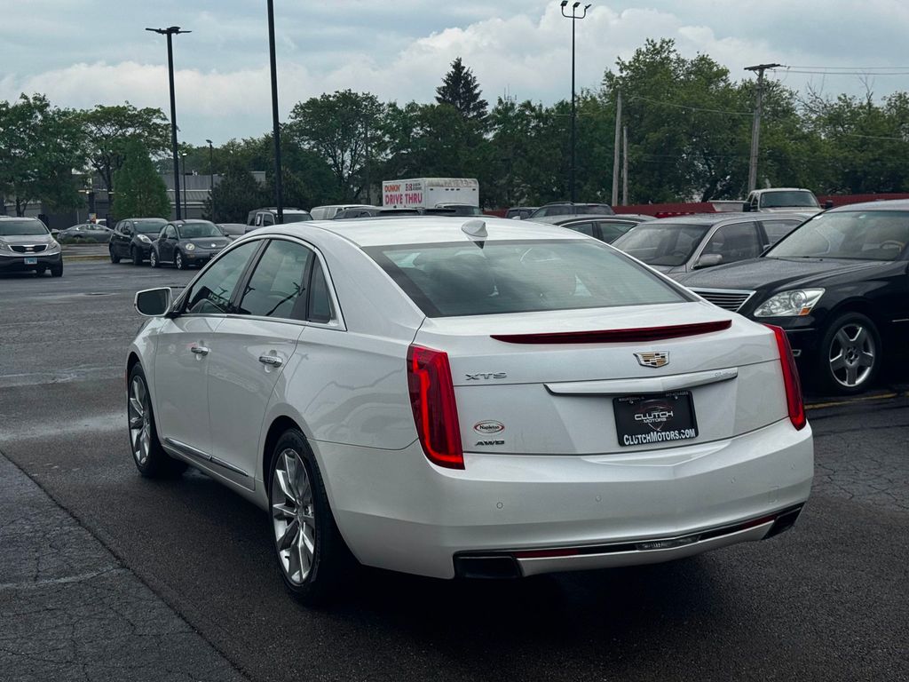 2017 Cadillac XTS 4dr Sedan Luxury AWD - 23037542 - 7