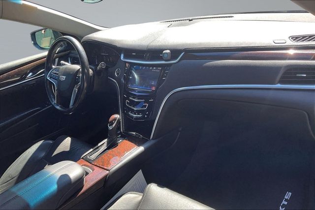 2017 Cadillac XTS 4dr Sedan Luxury AWD - 23061411 - 12