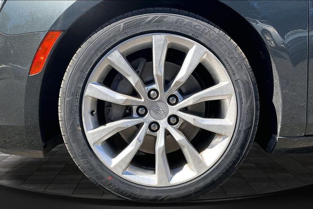 2017 Cadillac XTS 4dr Sedan Luxury AWD - 23061411 - 36