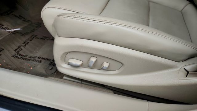 2017 Cadillac XTS 4dr Sedan Luxury AWD - 23021553 - 11