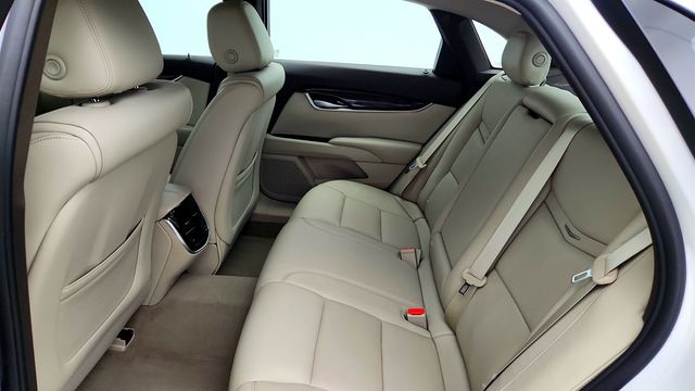 2017 Cadillac XTS 4dr Sedan Luxury AWD - 23021553 - 21