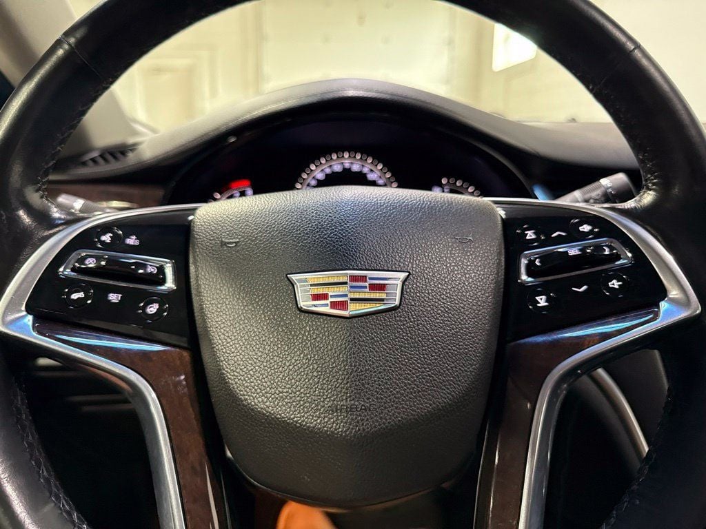 2017 Cadillac XTS 4dr Sedan Luxury FWD - 23067192 - 11