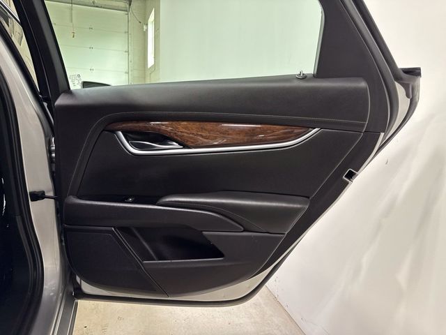 2017 Cadillac XTS 4dr Sedan Luxury FWD - 23067192 - 26